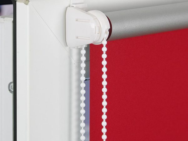 Klemmträger des Klemmfix-Thermorollos am Fensterflügel