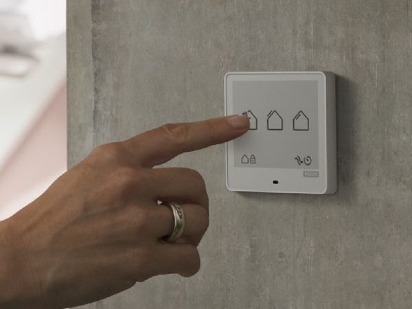 Bedienung des VELUX Touch KLR 300