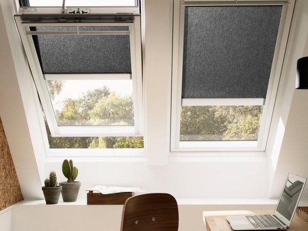 VELUX Solar-Sichtschutzrollo RSL am Dachfenster